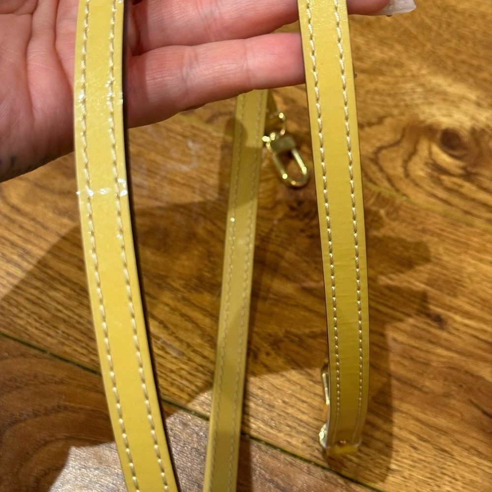 SOLD 🚨 LV Alma BB - NOT INCLUDING LV BAG CHARM - Picture 11 of 13